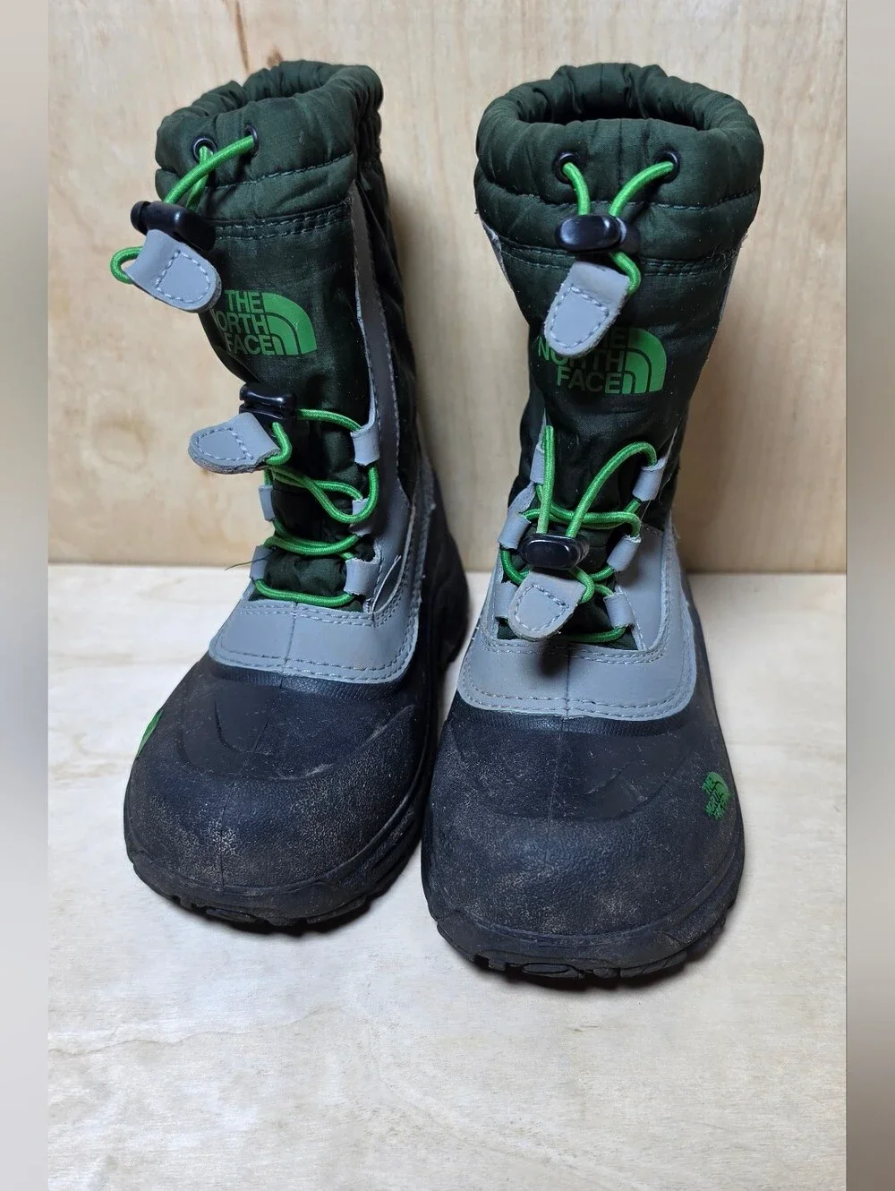 The North Face Kids' Alpenglow Winter Boots